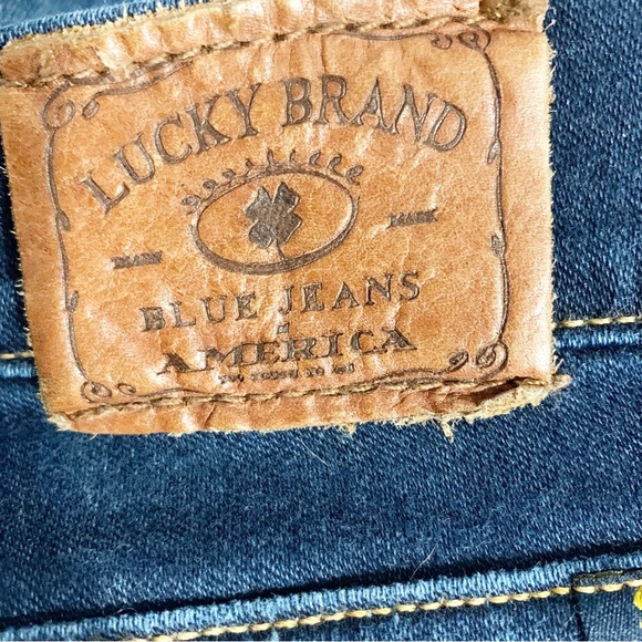 Lucky Brand Dark Wash Charlie Baby Boot Denim Jeans Five Pocket Styling Mid Rise - Picture 7 of 15